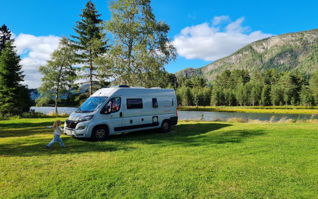 Location - Fourgon aménagé - null - #87648