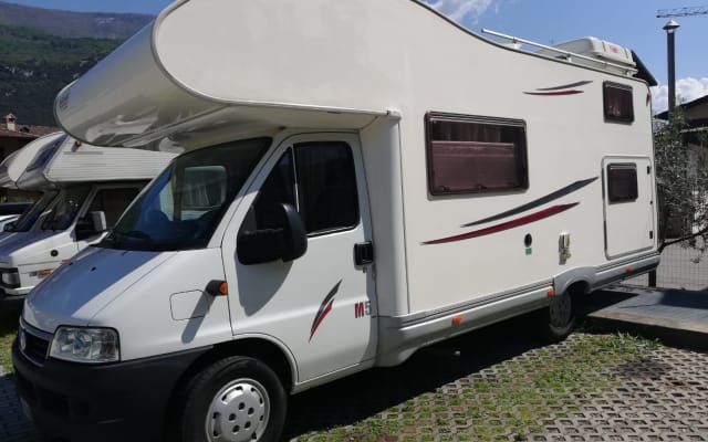 Alquiler - Autocaravana Capuchina - null - #8713