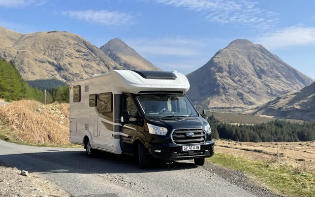 Rental - Low profile motorhome - null - #47332