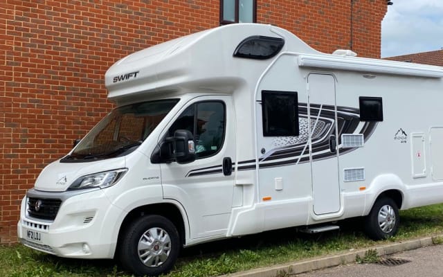 Rental - Coachbuilt motorhome - null - #20717