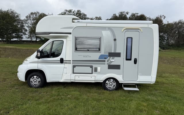 Rental - Coachbuilt motorhome - null - #92542