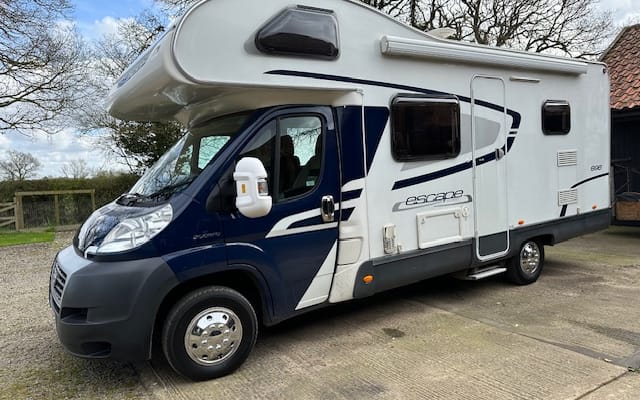 Rental - Coachbuilt motorhome - null - #72086