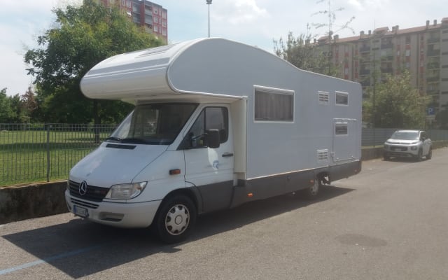 Location - Camping-car Capucine - null - #4978