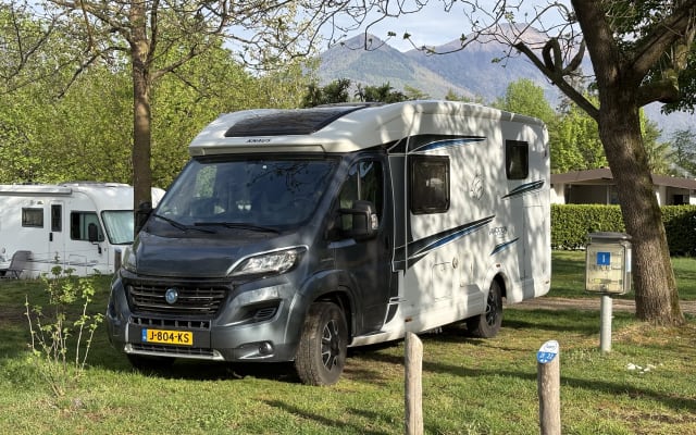 Boeking - Halfintegraal camper - null - #92851