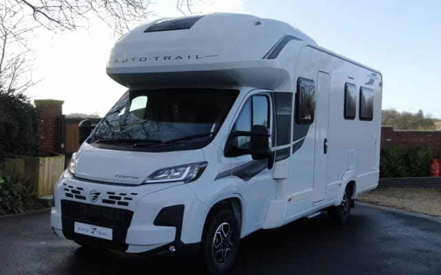 Rental - Low profile motorhome - null - #88564
