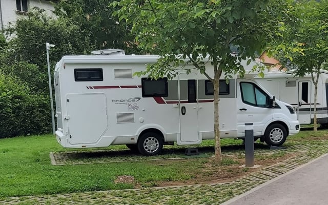 Hire - Low profile motorhome - null - #17248