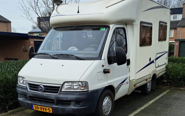 Location - Camping-car Profilé - null - #76146