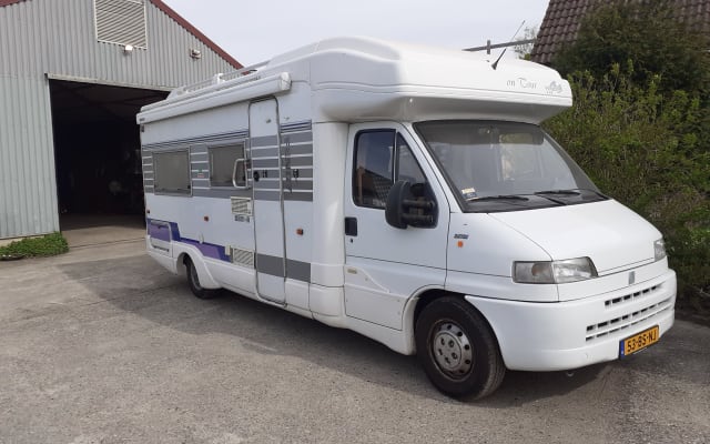 Boeking - Half-integraal camper - null - #71919