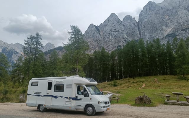 Boeking - Half-integraal camper - null - #92128