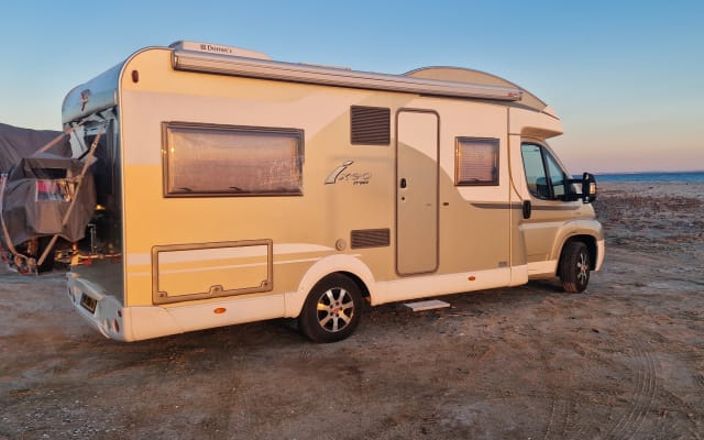 Vermietung - Teilintegriertes Wohnmobil - null - #71772