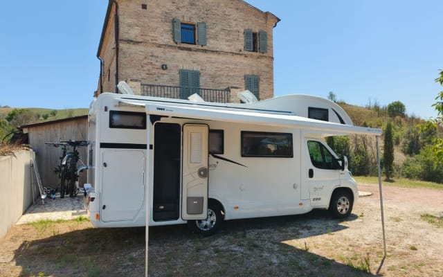 Boeking - Alkoof camper - null - #86057