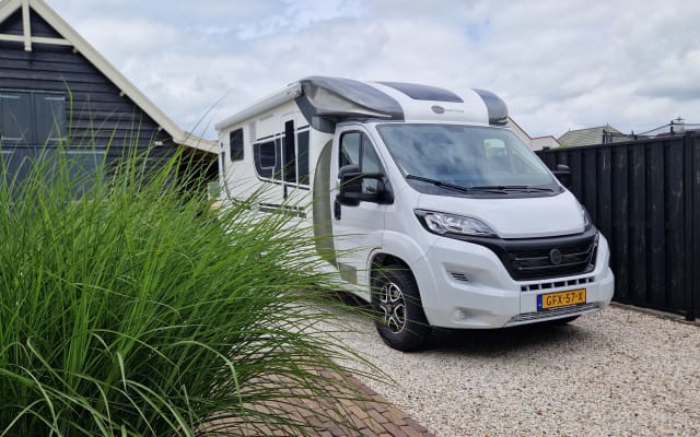 Location - Camping-car Profilé - null - #97128