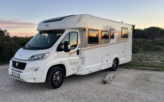 Vermietung - Teilintegriertes Wohnmobil - null - #31882