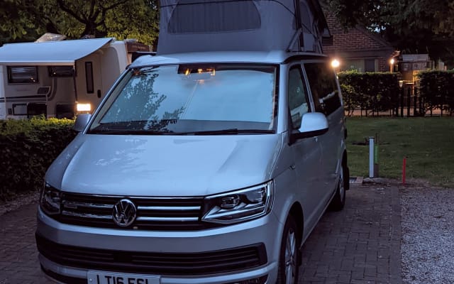 Alquiler - Furgoneta camper - null - #44201