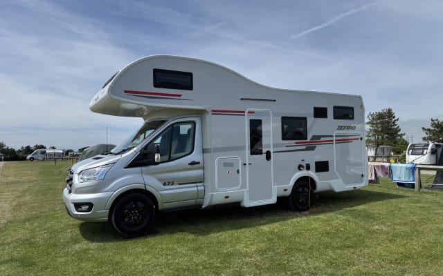 Location - Camping-car Profilé - null - #89076