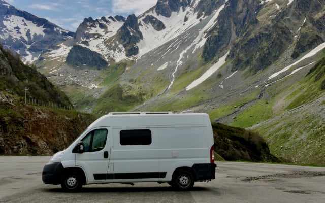 Alquiler - Camper gran volumen - null - #60547