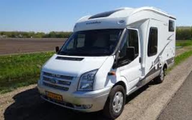 Boeking - Half-integraal camper - null - #32105