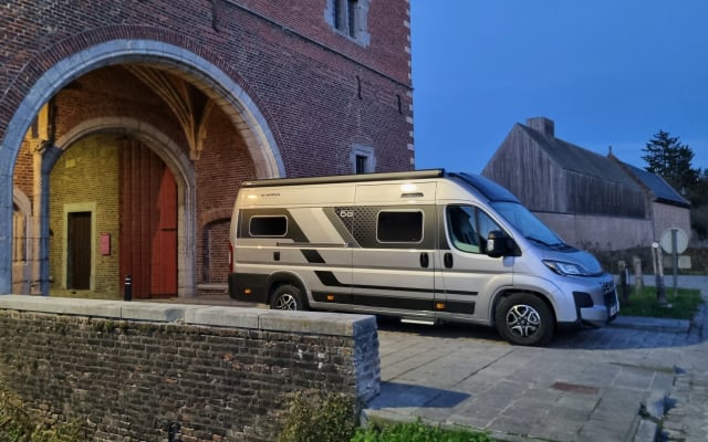 Location - Fourgon aménagé - null - #92602