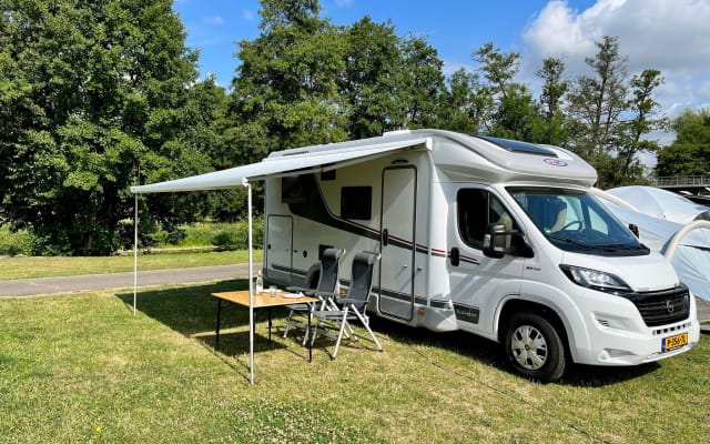 Vermietung - Teilintegriertes Wohnmobil - null - #59047