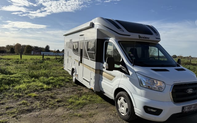 Location - Camping-car Profilé - null - #92896