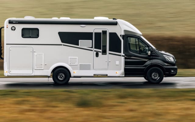 Boeking - Half-integraal camper - null - #97521