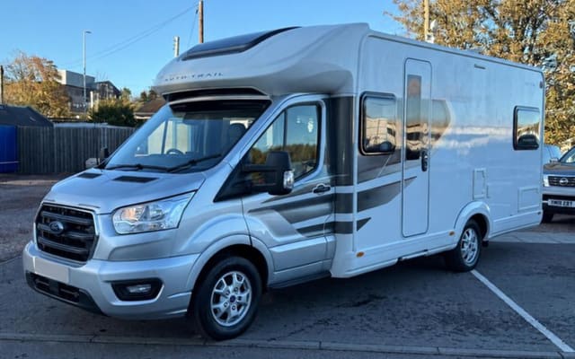 Rental - Low profile motorhome - null - #98843