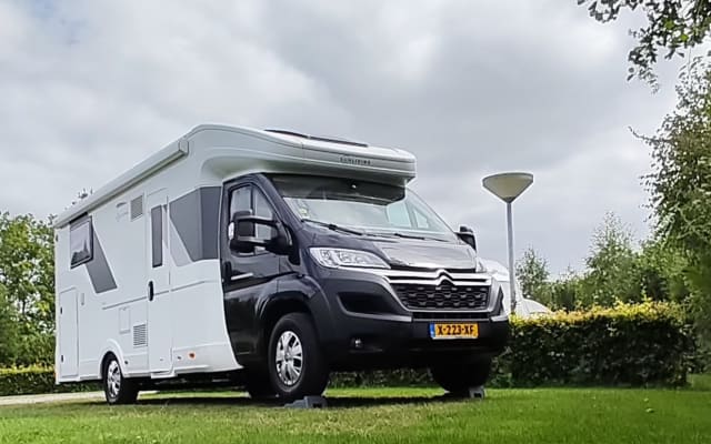 Boeking - Half-integraal camper - null - #90870