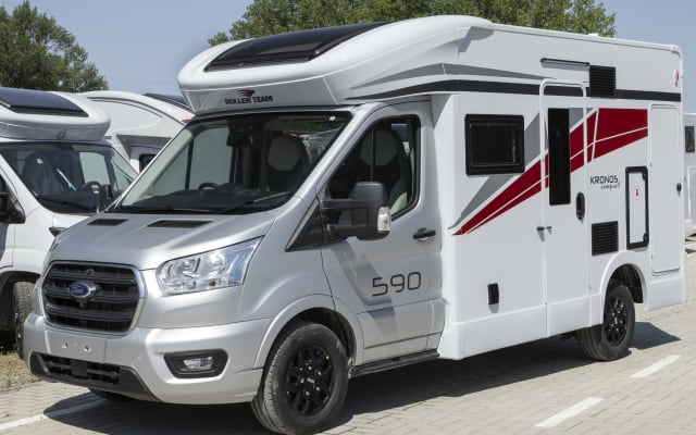 Rental - Low profile motorhome - null - #89512
