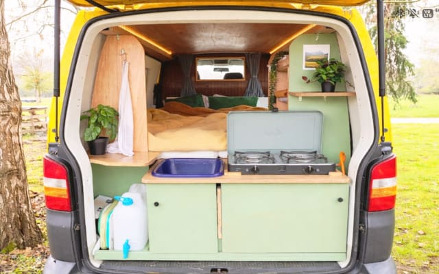 Location - Van - null - #93168