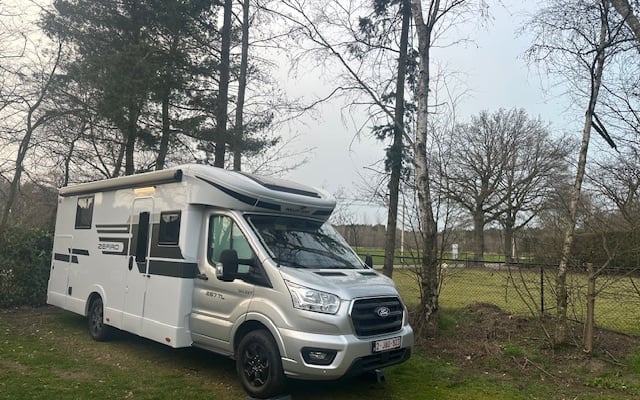 Location - Camping-car Profilé - null - #94772