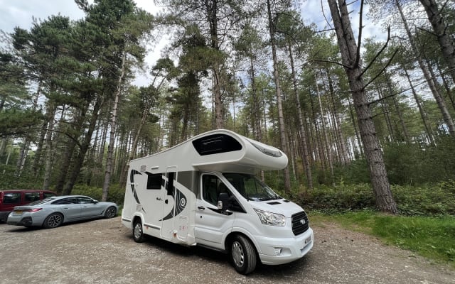 Rental - Coachbuilt motorhome - null - #89186