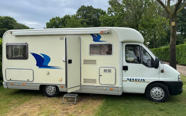 Location - Camping-car Profilé - null - #90252