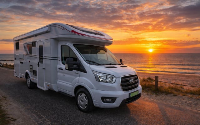 Rental - Low profile motorhome - null - #94825