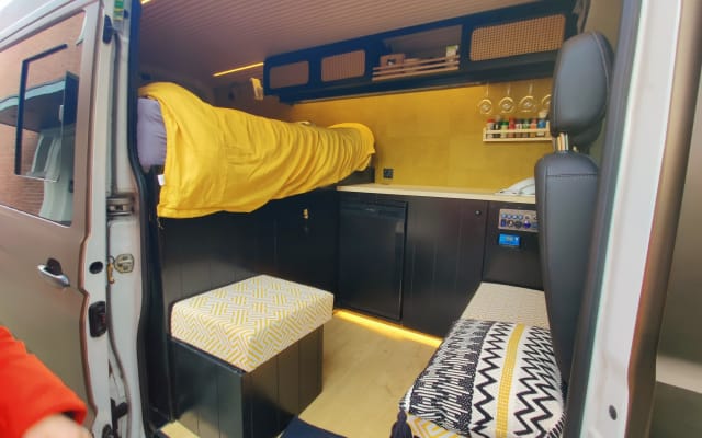 Location - Fourgon aménagé - null - #85602