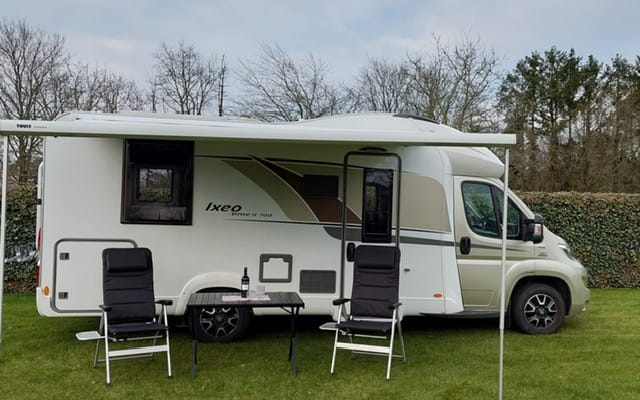 Location - Camping-car Profilé - null - #72038