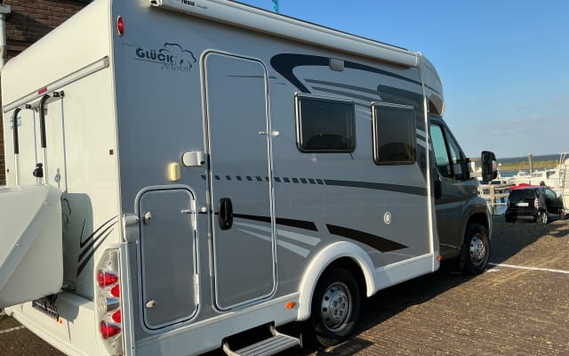 Aluguer - Autocaravana perfilada - null - #95817