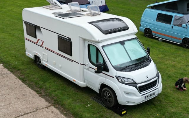 Location - Camping-car Profilé - null - #67745