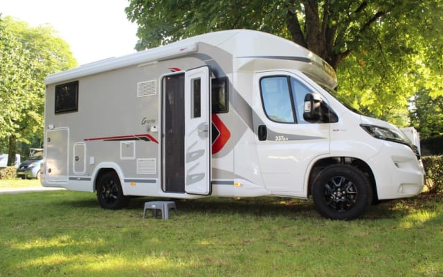 Location - Camping-car Profilé - null - #15735