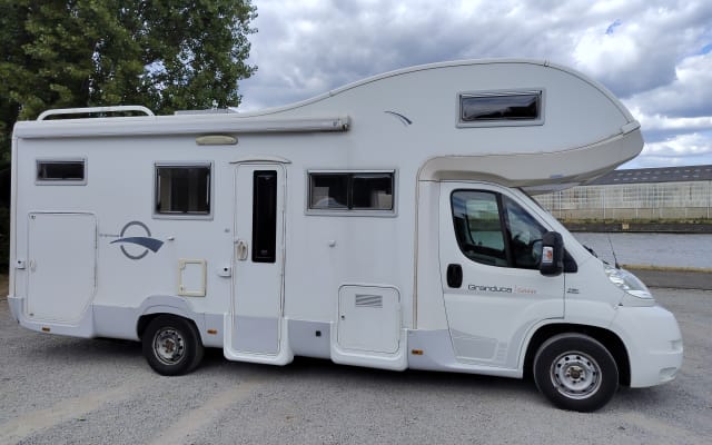 Location - Camping-car Capucine - null - #98288
