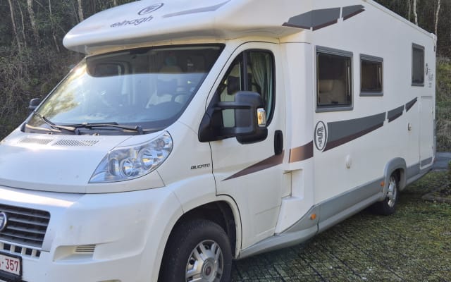 Location - Camping-car Intégral - null - #96055