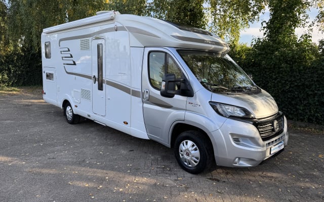 Location - Camping-car Profilé - null - #94806