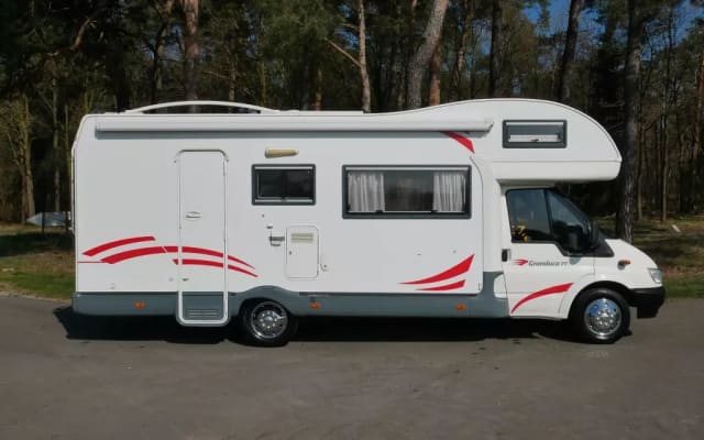 Boeking - Alkoof camper - null - #67657