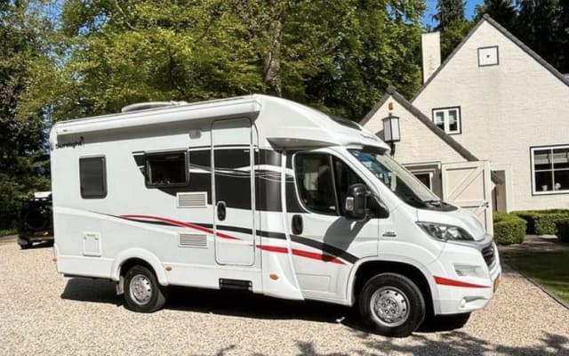 Boeking - Half-integraal camper - null - #90035