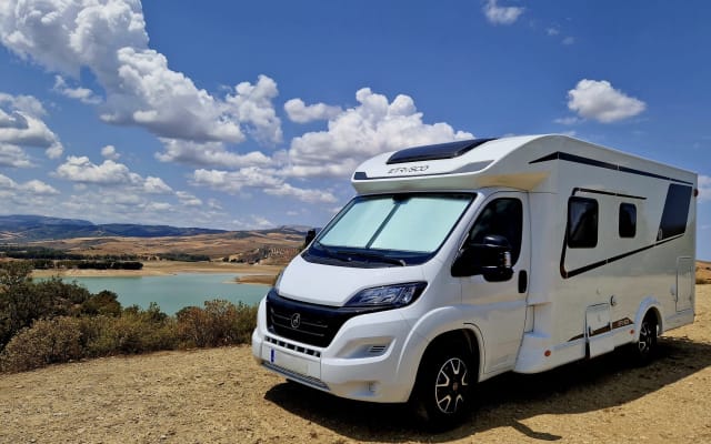 Alquiler - Autocaravana Perfilada - null - #37991