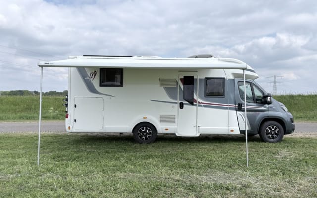 Boeking - Half-integraal camper - null - #96374