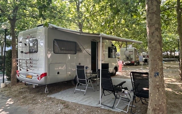 Location - Camping-car Intégral - null - #61621