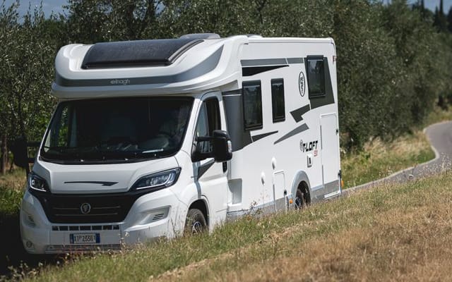 Boeking - Half-integraal camper - null - #42617