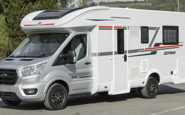 Rental - Low profile motorhome - null - #88181