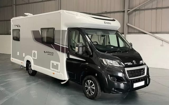 Rental - Low profile motorhome - null - #91331