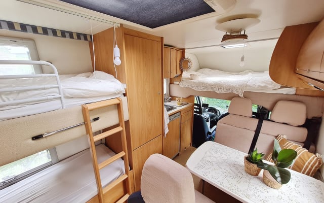 Boeking - Alkoof camper - null - #66852